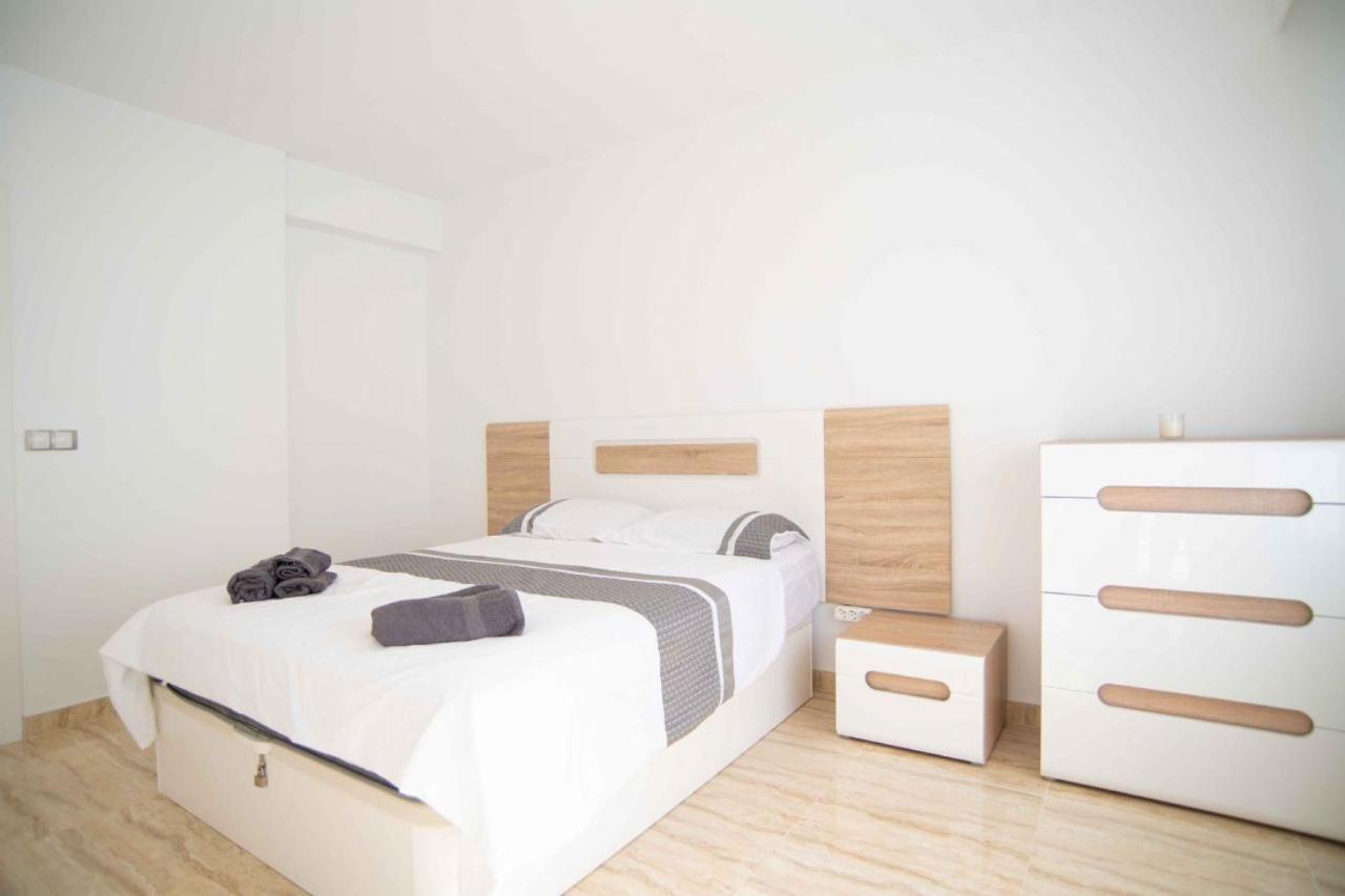 Beautiful Two Bedroom Apartment Next To The Beachfront Torre de la Horadada Zewnętrze zdjęcie