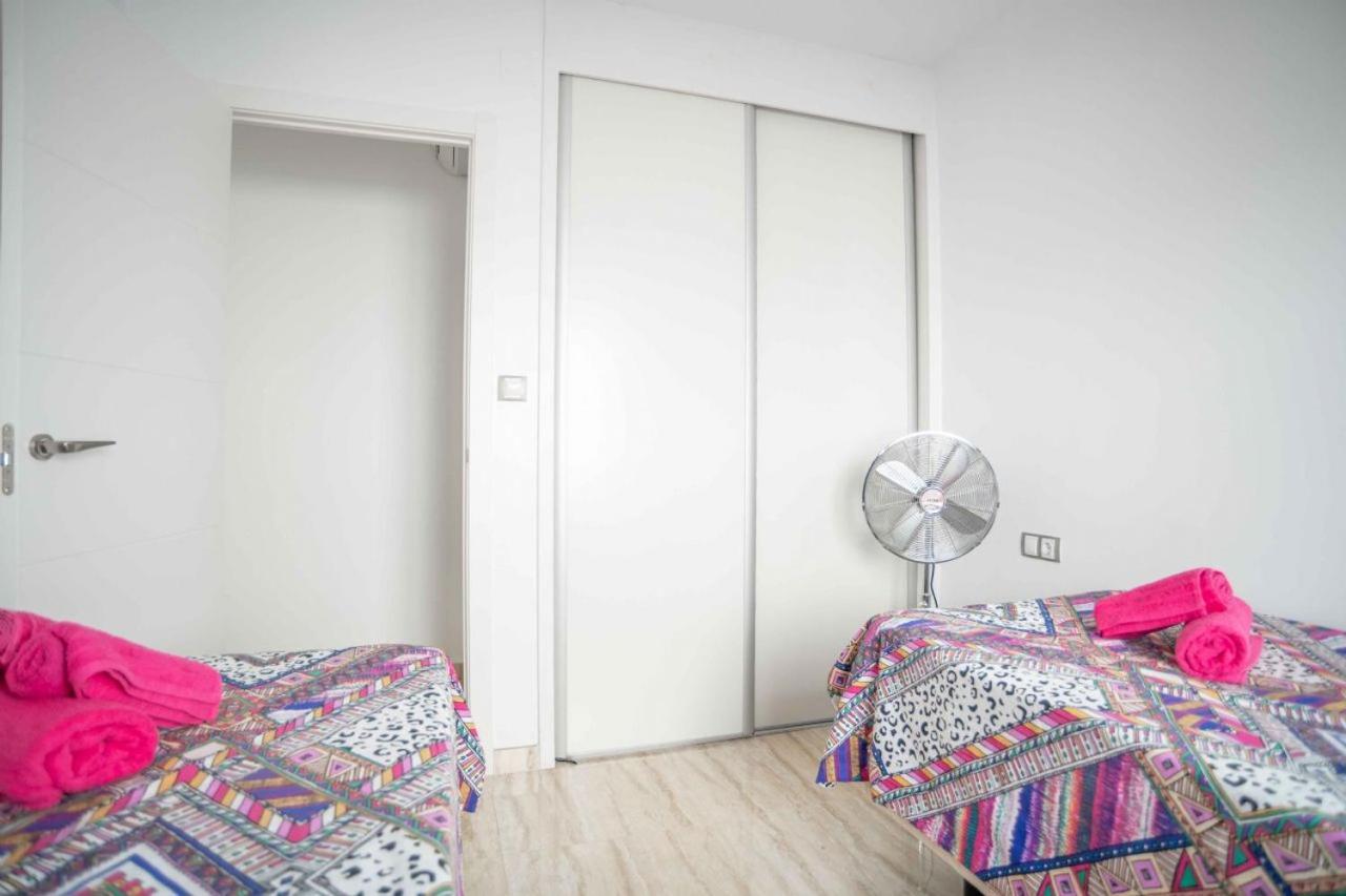 Beautiful Two Bedroom Apartment Next To The Beachfront Torre de la Horadada Zewnętrze zdjęcie